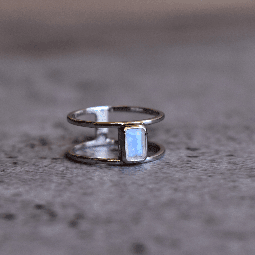 Classic Delight - Moonstone Ring -