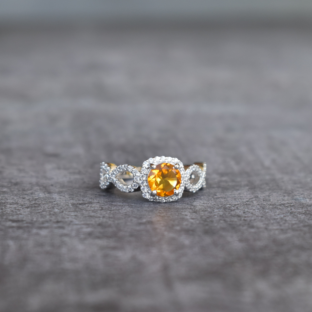 Classic Yellow - Citrine Ring -