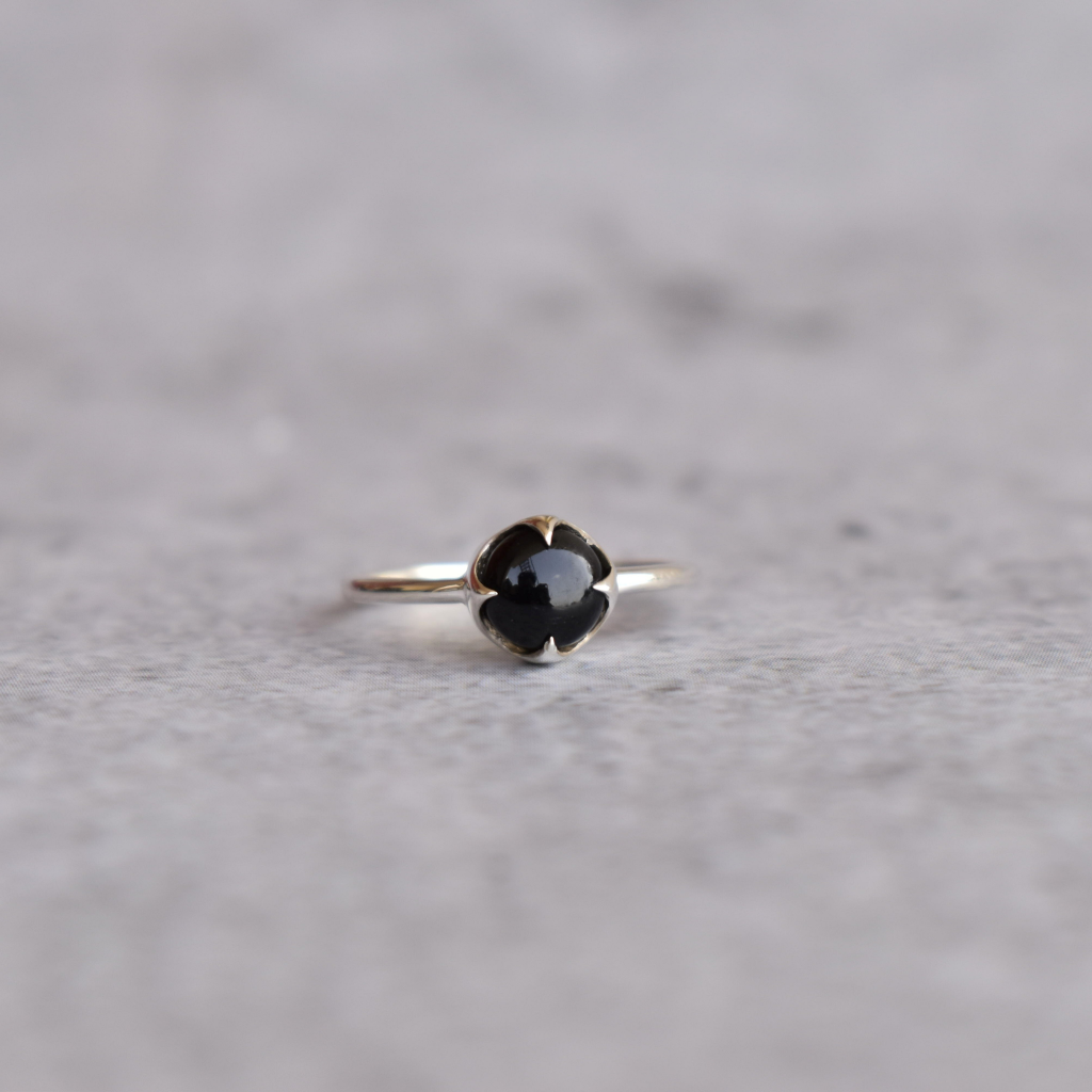 Claw - Black Onyx Ring -