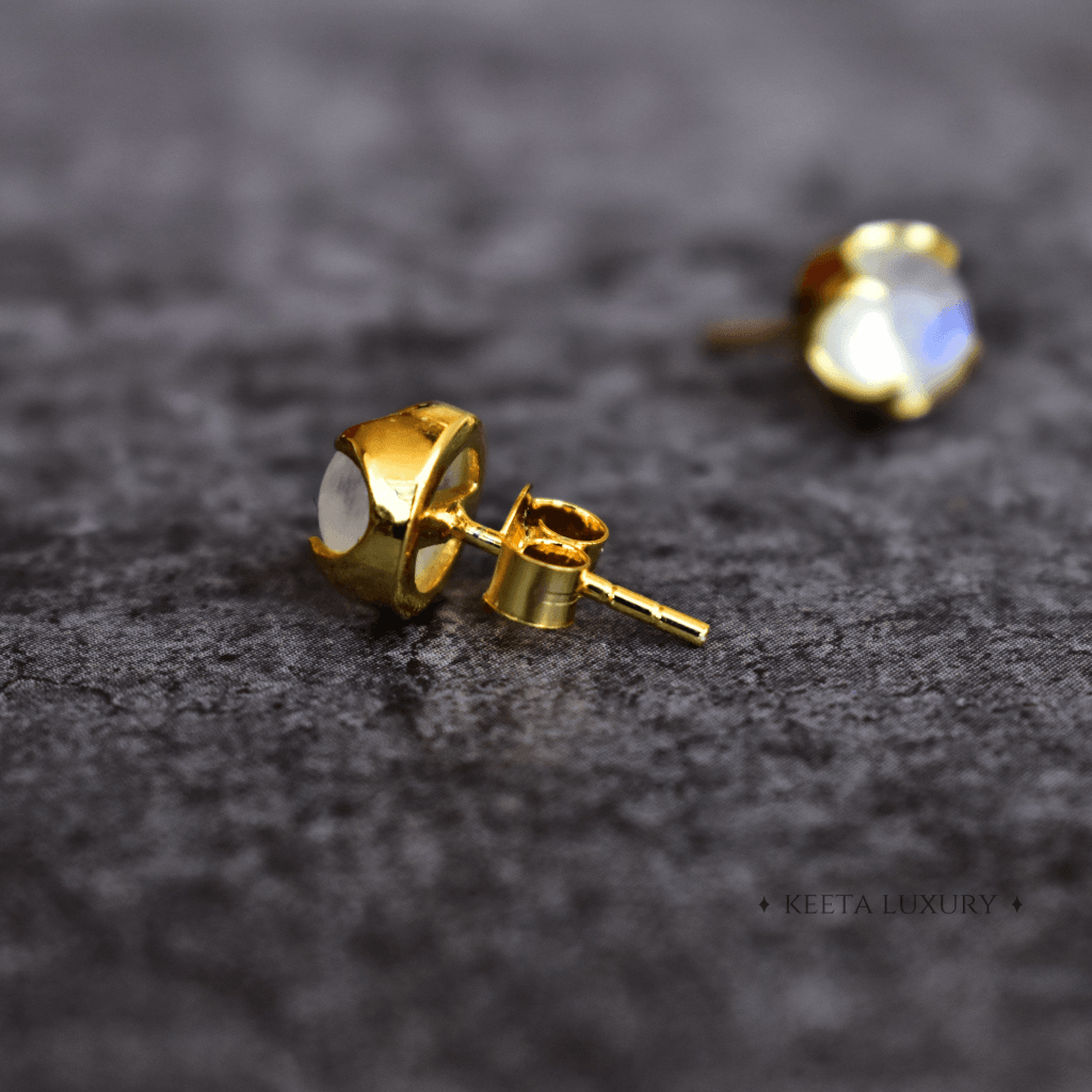 Claw - Moonstone Earring -