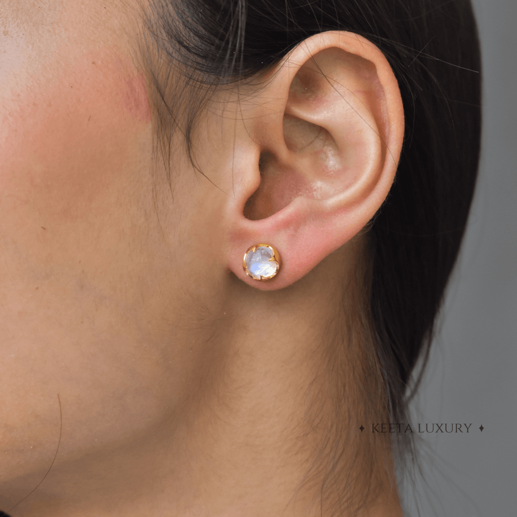 Claw - Moonstone Earring -