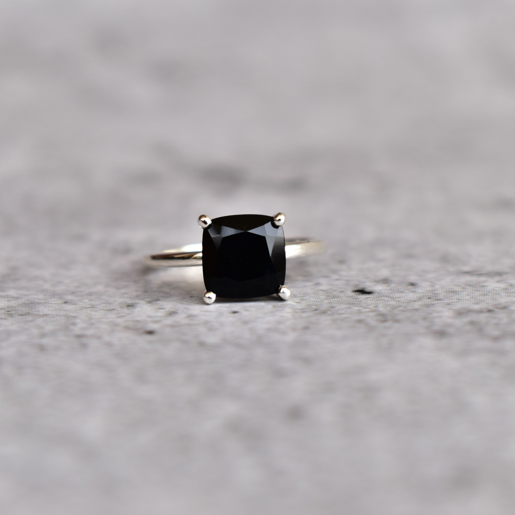Cushion Beauty - Black Onyx Ring -