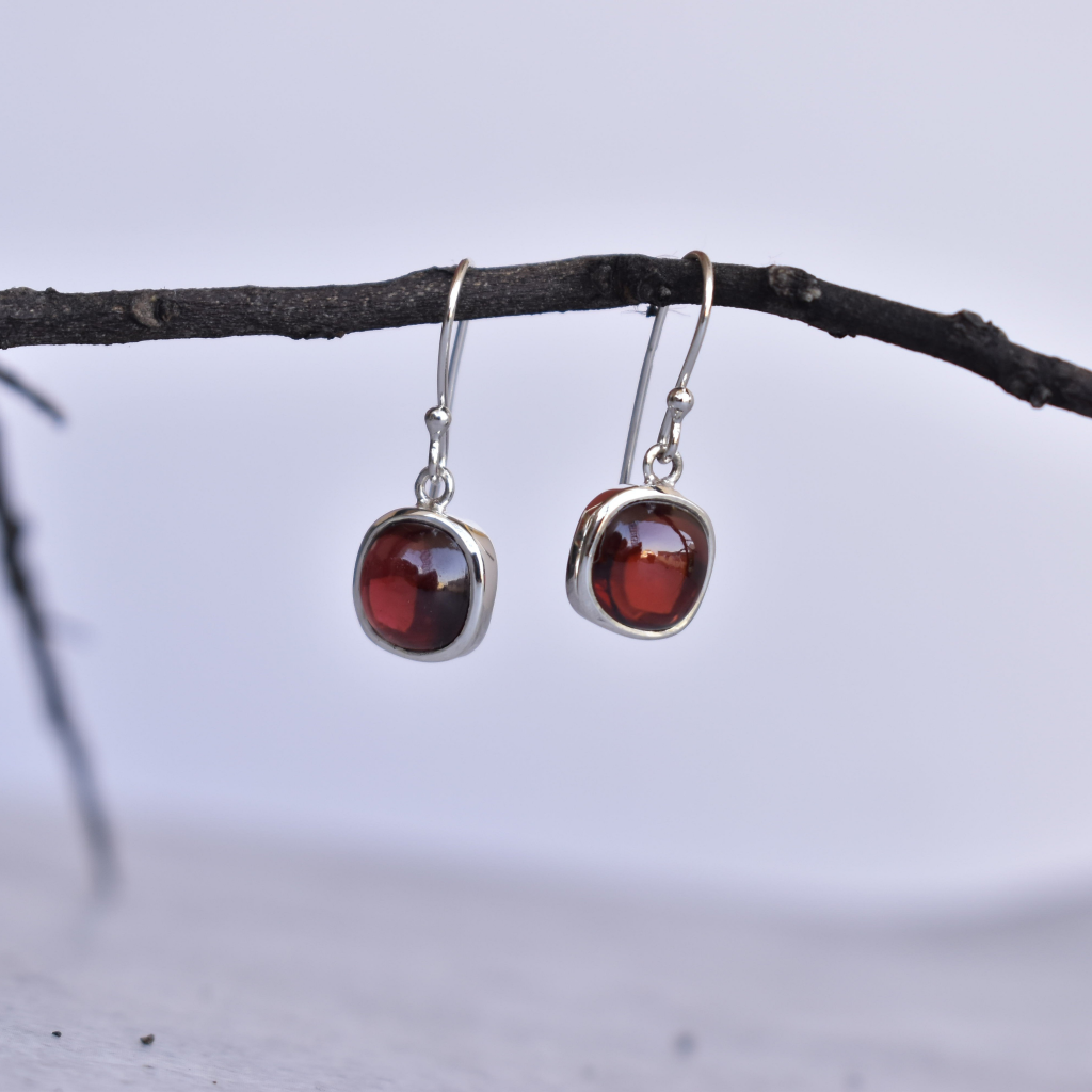 Cushion Conquer - Garnet Earrings -