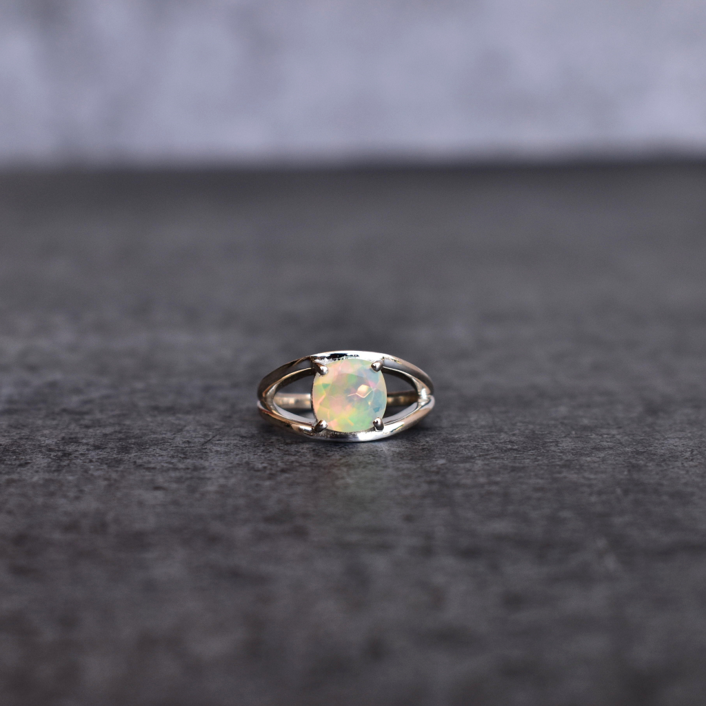 Cushion Essence - Opal Ring -