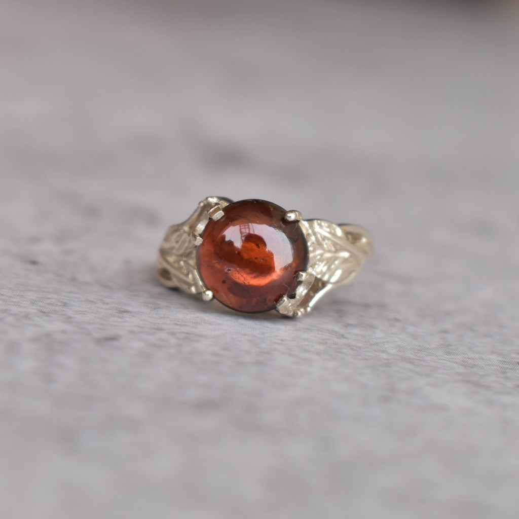 Earthy Leaf - Garnet Ring -