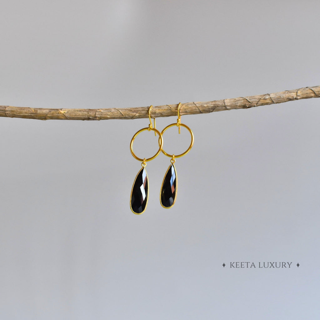 Echo Loops - Onyx Earrings Earrings