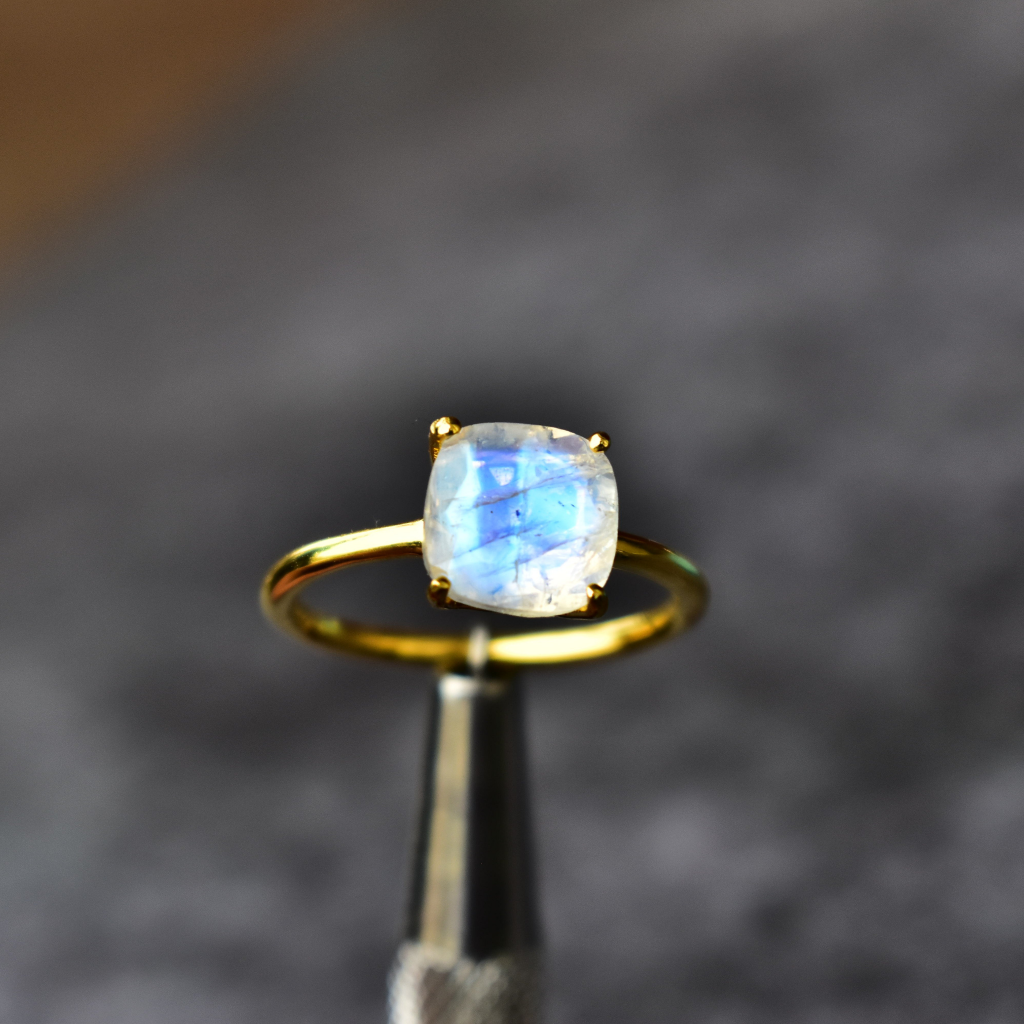 Ethereal moon- Moonstone Ring -