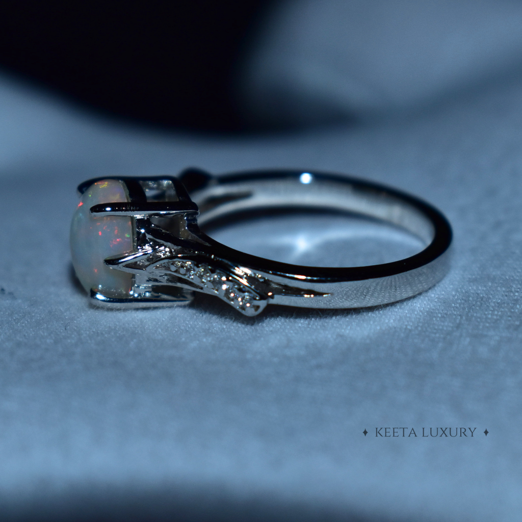 Glimmering Charm - Opal Nature Ring -