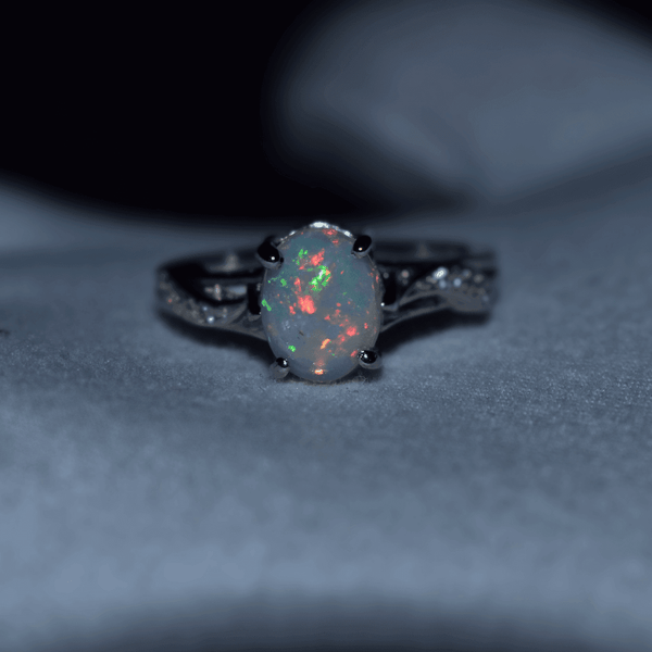 Glimmering Charm - Opal Nature Ring