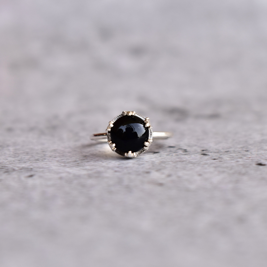 Leafy Bloom - Black Onyx Ring -