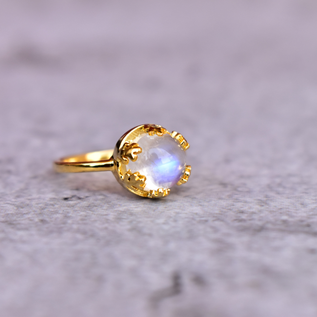 Leafy Bloom- Moonstone Ring -
