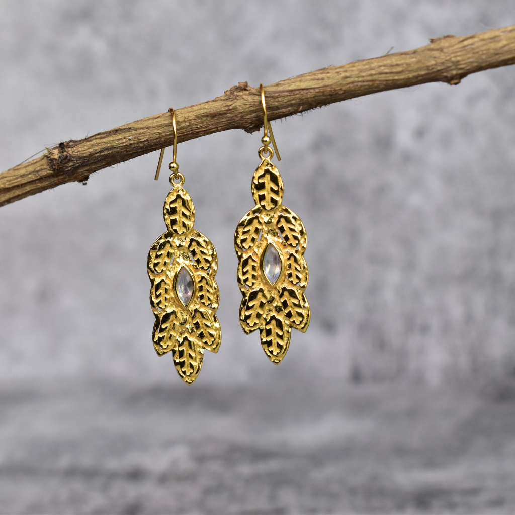 Leafy Wave - Moonstone Earrings -