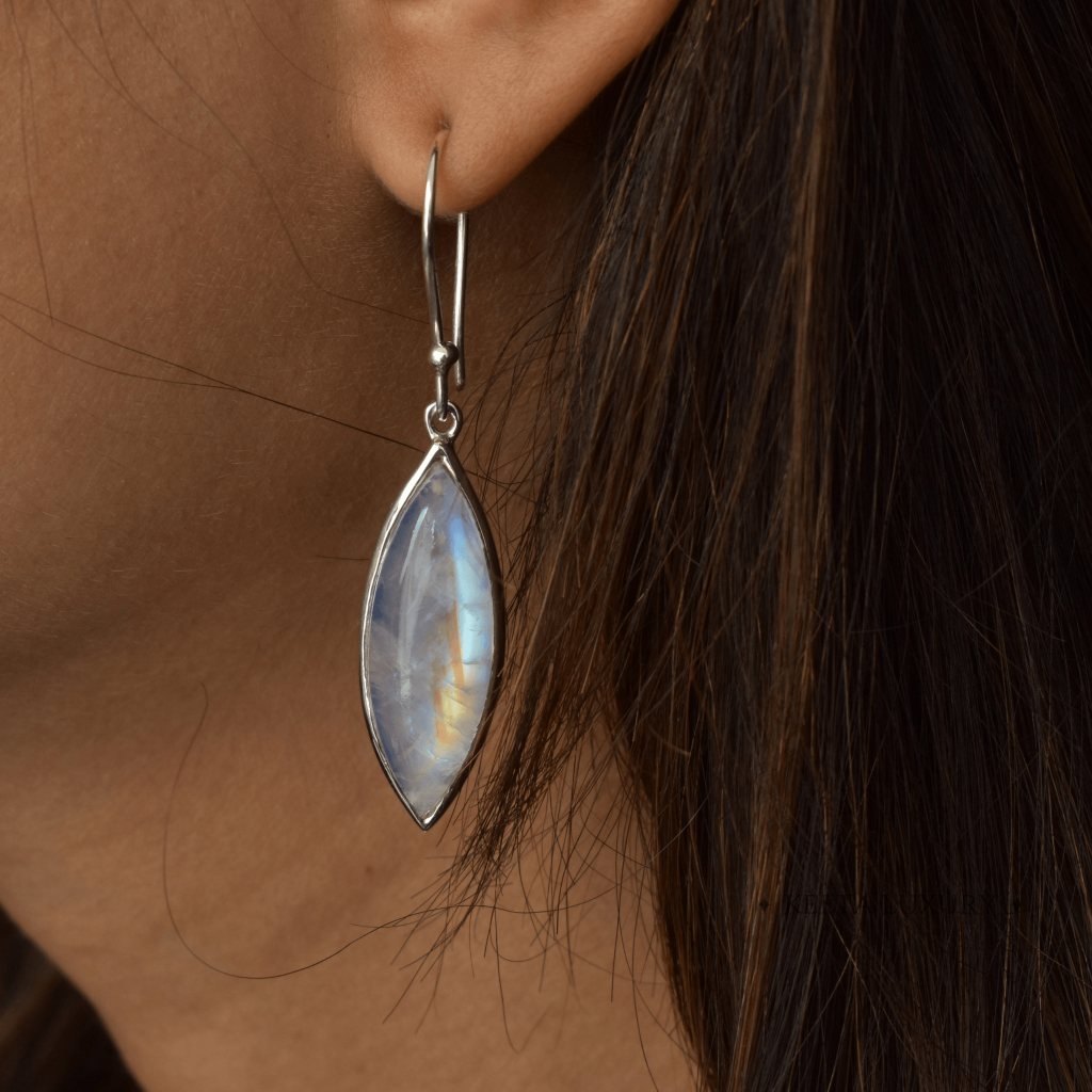 Long Foresight - Moonstone Dangles -