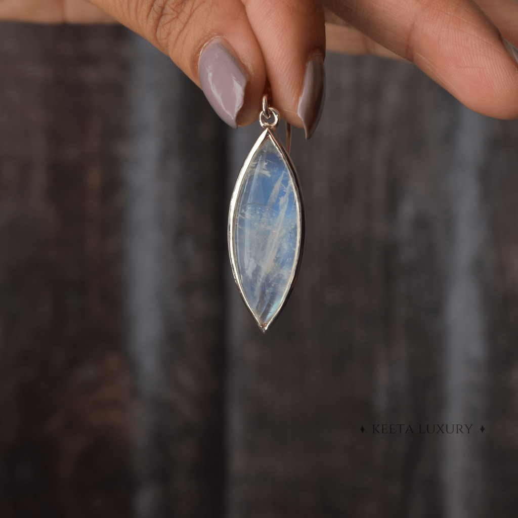 Long Foresight - Moonstone Dangles -