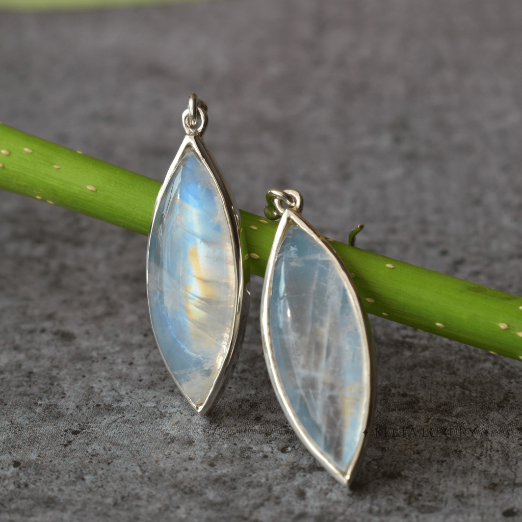 Long Foresight - Moonstone Dangles -