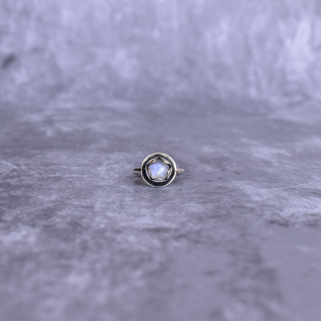 Lotus Dream - Moonstone Ring -