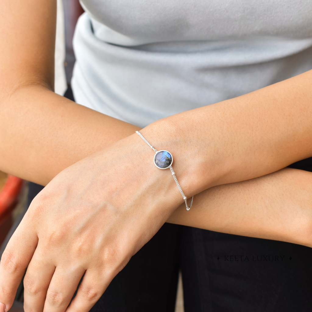 Luminous - Labradorite Bracelet -