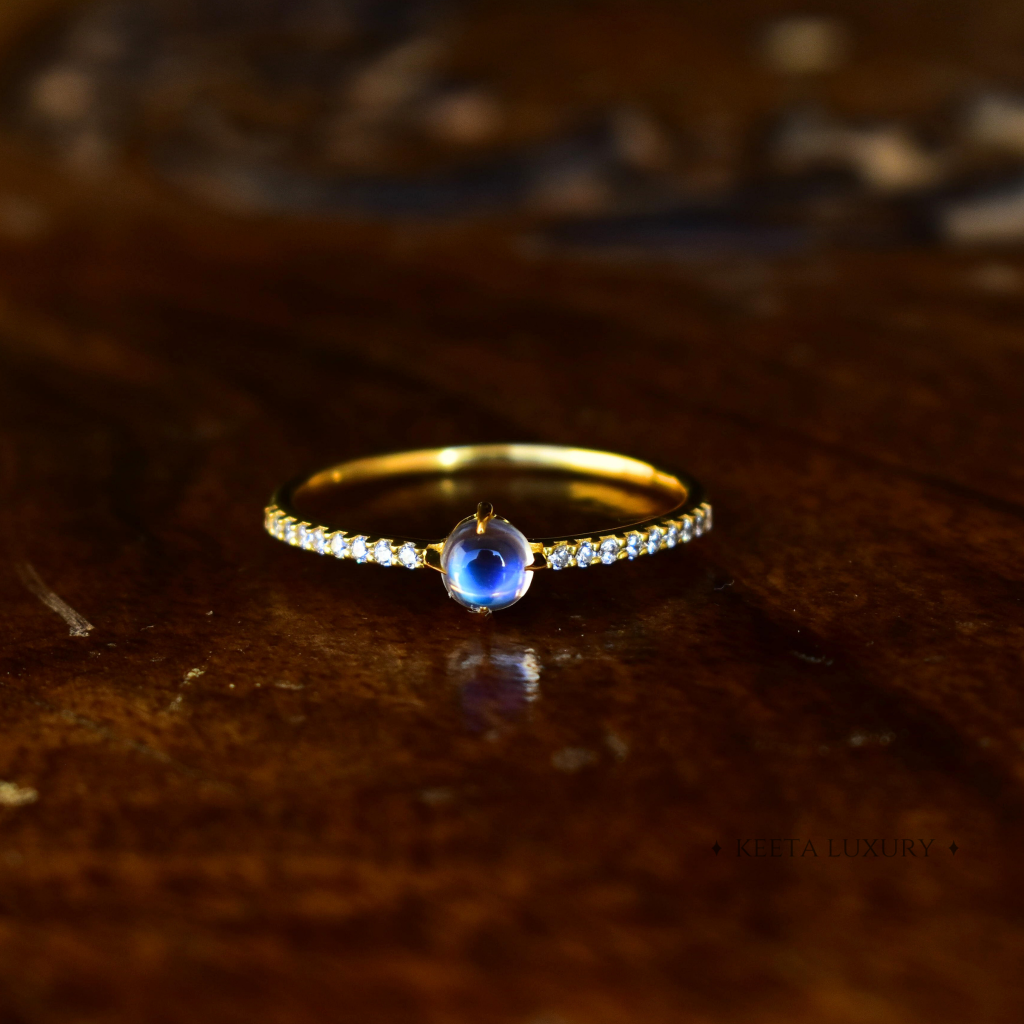 Lunar Minimalism - Moonstone Ring -