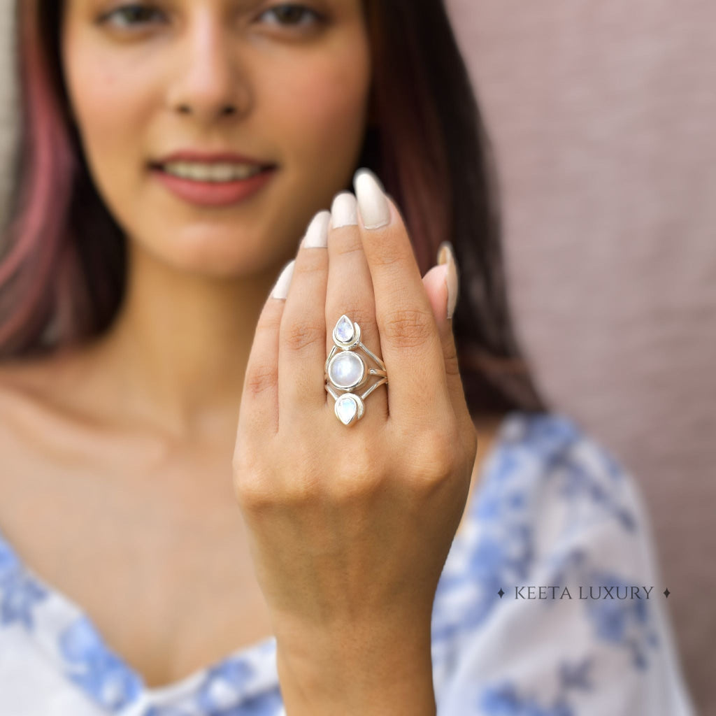 Lunar Trio - Moonstone Ring -