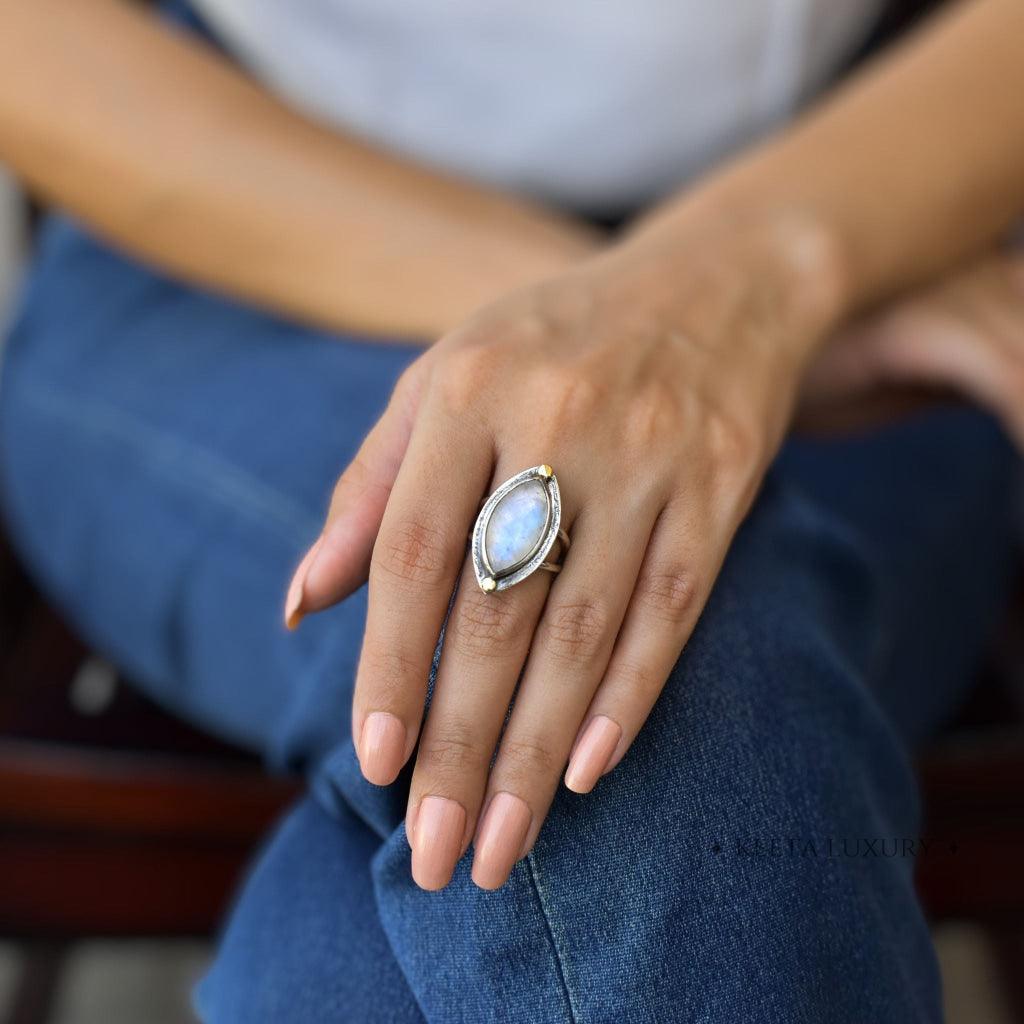 Marquise Beauty - Moonstone Ring -