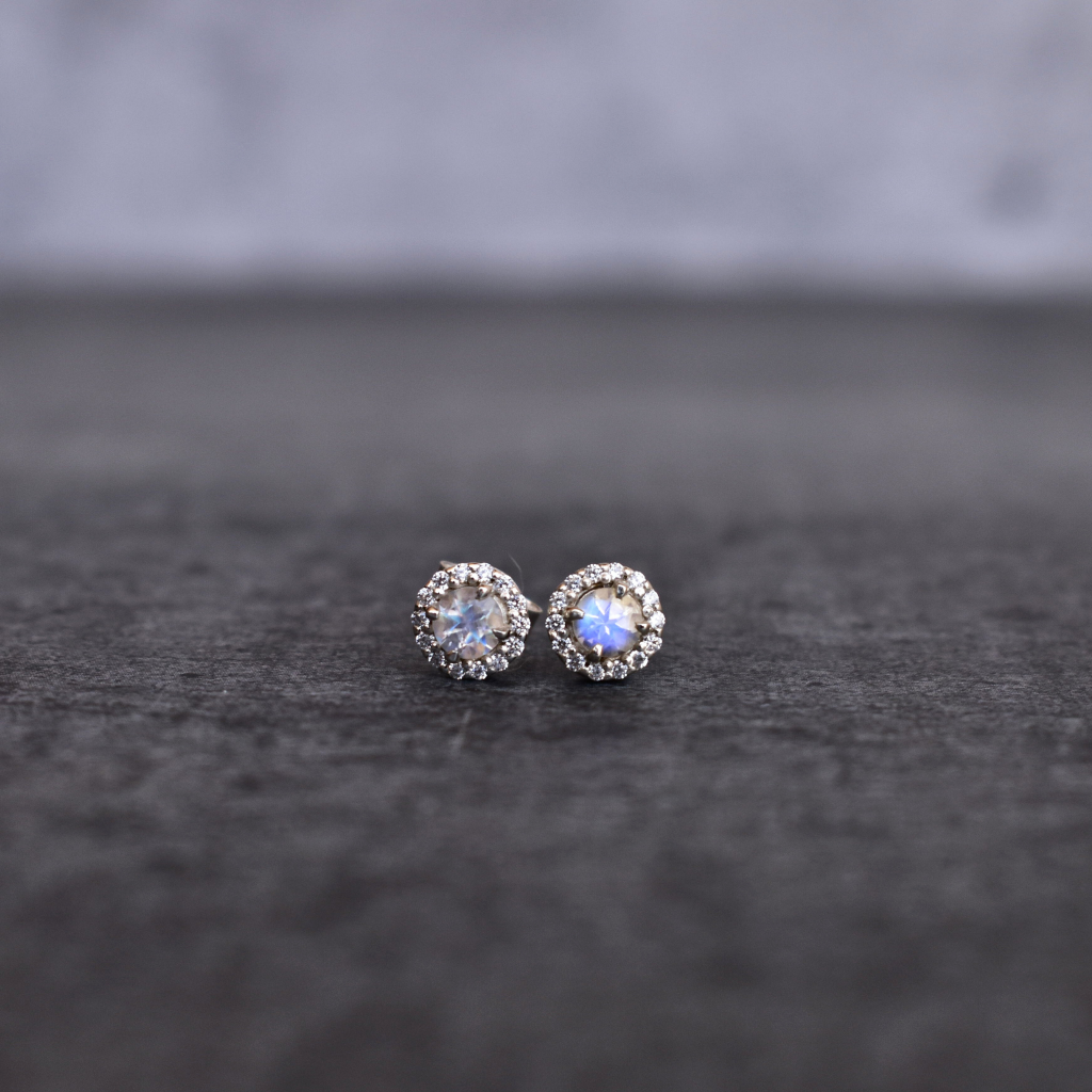 Minimal - Moonstone Studs -