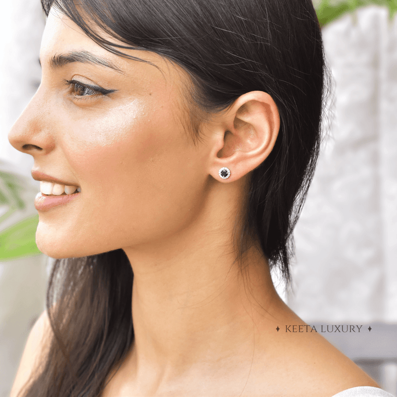 Minimal - Onyx Studs Earrings