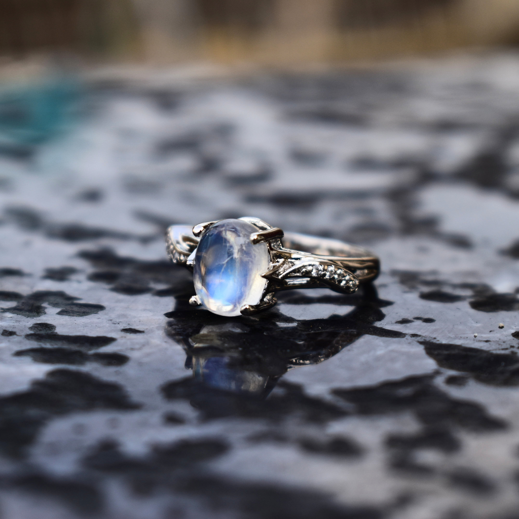 Mountain View - Moonstone Ring -