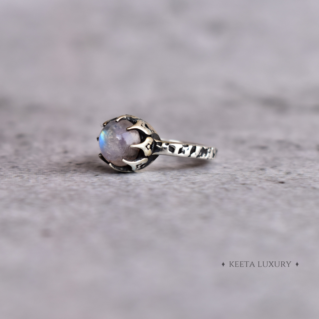 Mystic Twig - Moonstone Ring -