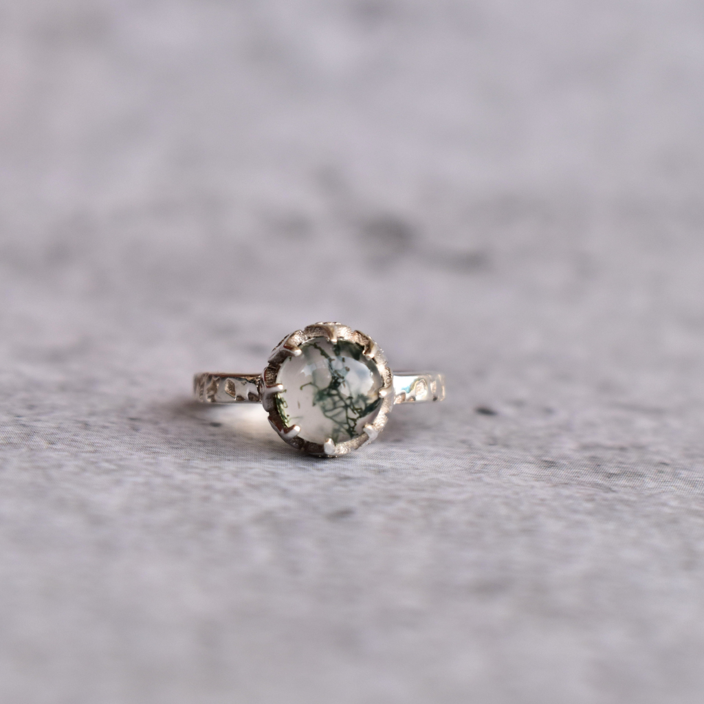 Mystic Twig - Moss Agate Ring -