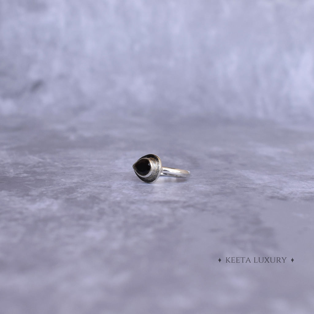 Pear Dream - Black Onyx Ring -