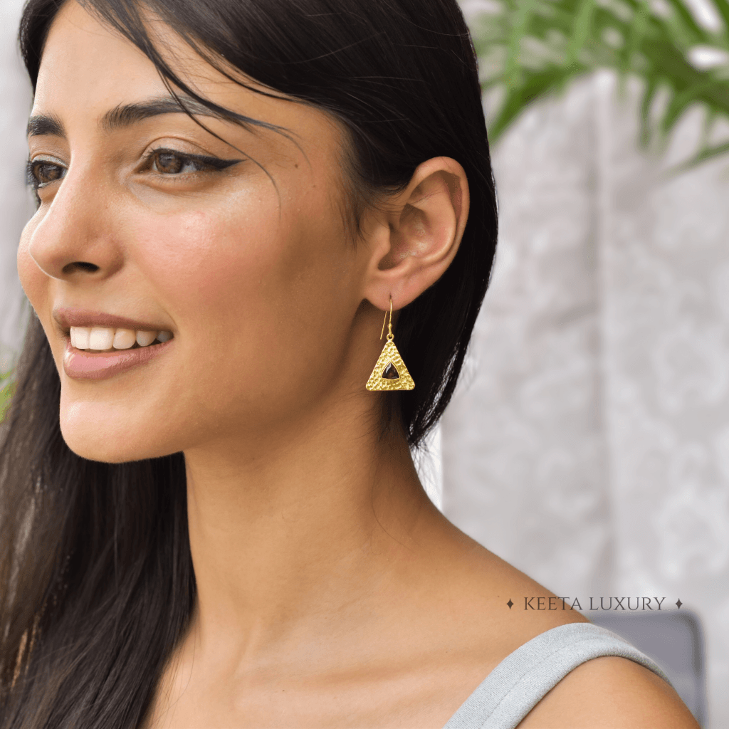 Pyramid - Garnet Earrings -