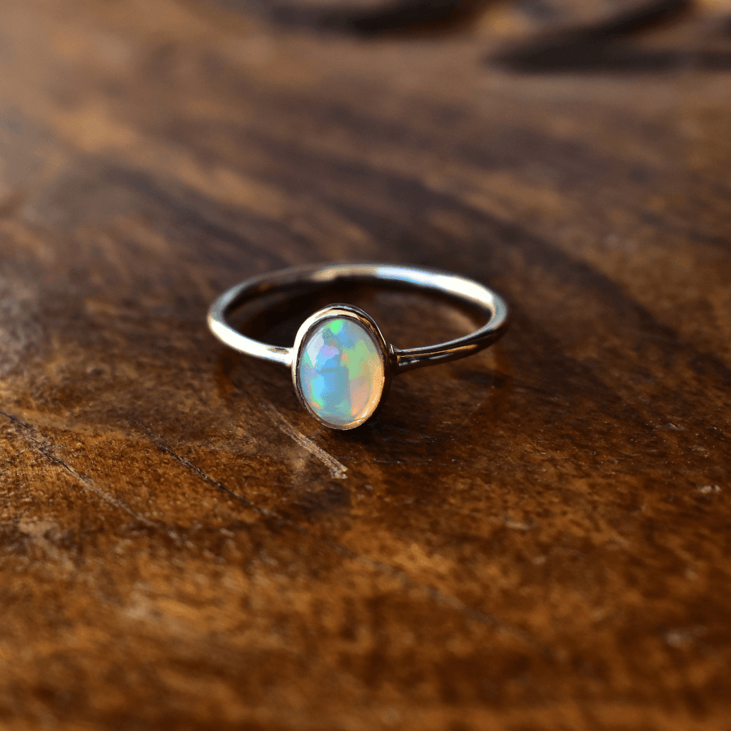 Rainbow Essence - Simple Opal Ring -