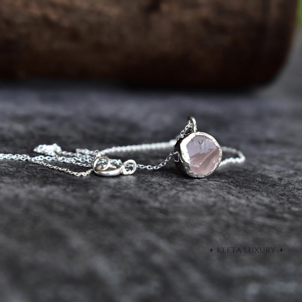 Rawnetic - Rose quartz necklace -