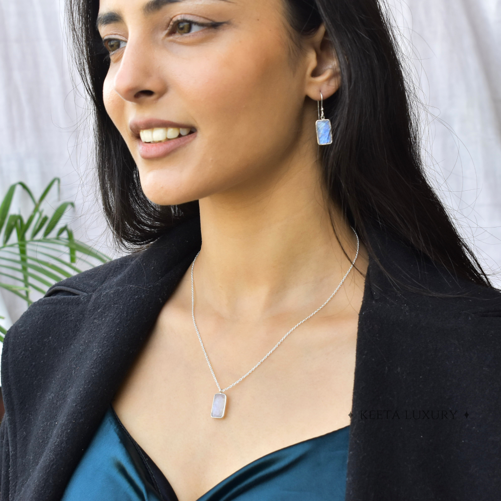Rectangular Strength - Moonstone Necklace -