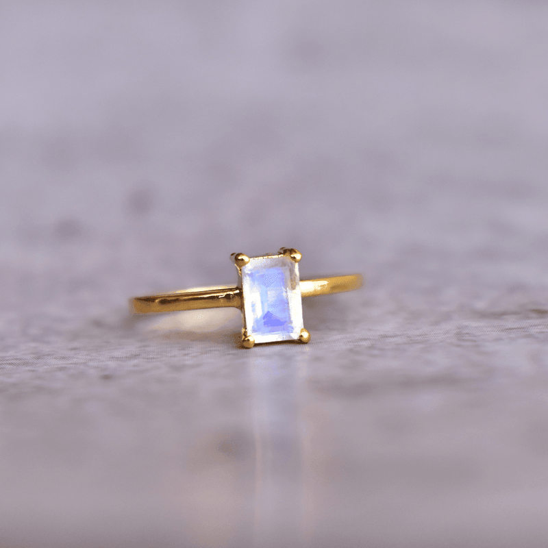 Sleek Octagon - Moonstone Ring Us 4 Rings