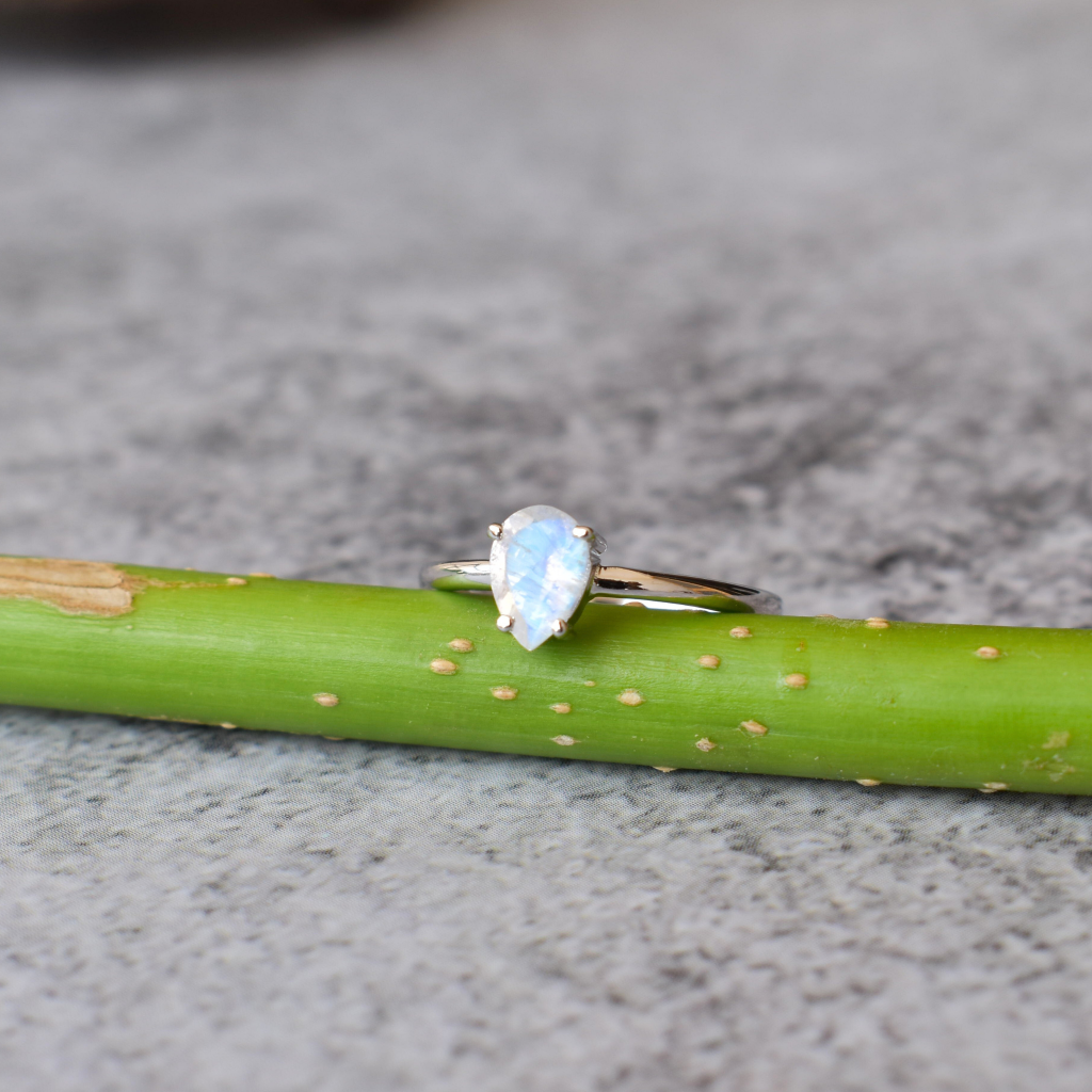 Stone Creek - Moonstone Ring -