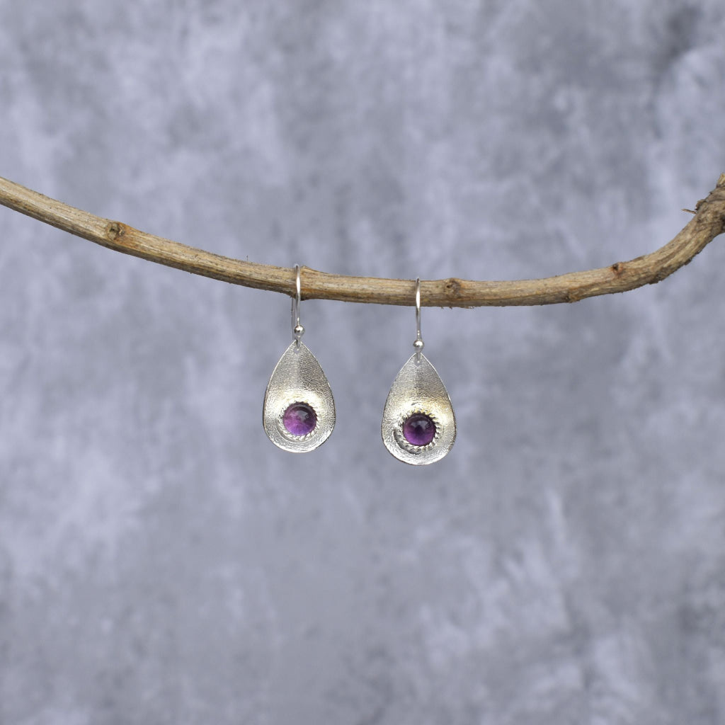Subtle Elegance - Amethyst Earrings -