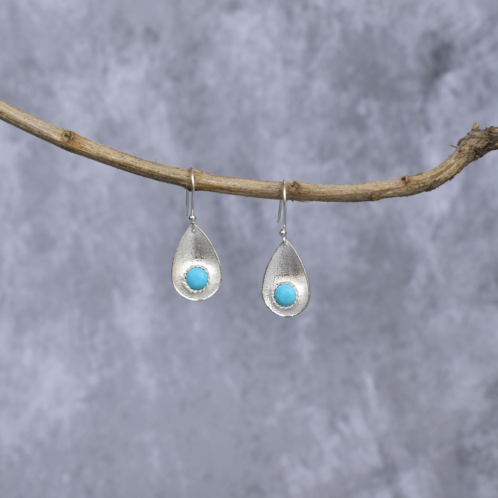 Subtle Elegance - Turquoise Earrings -