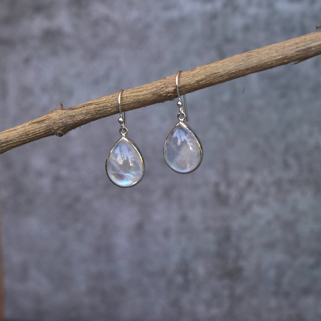Teardrop Shine - Moonstone Dangles -