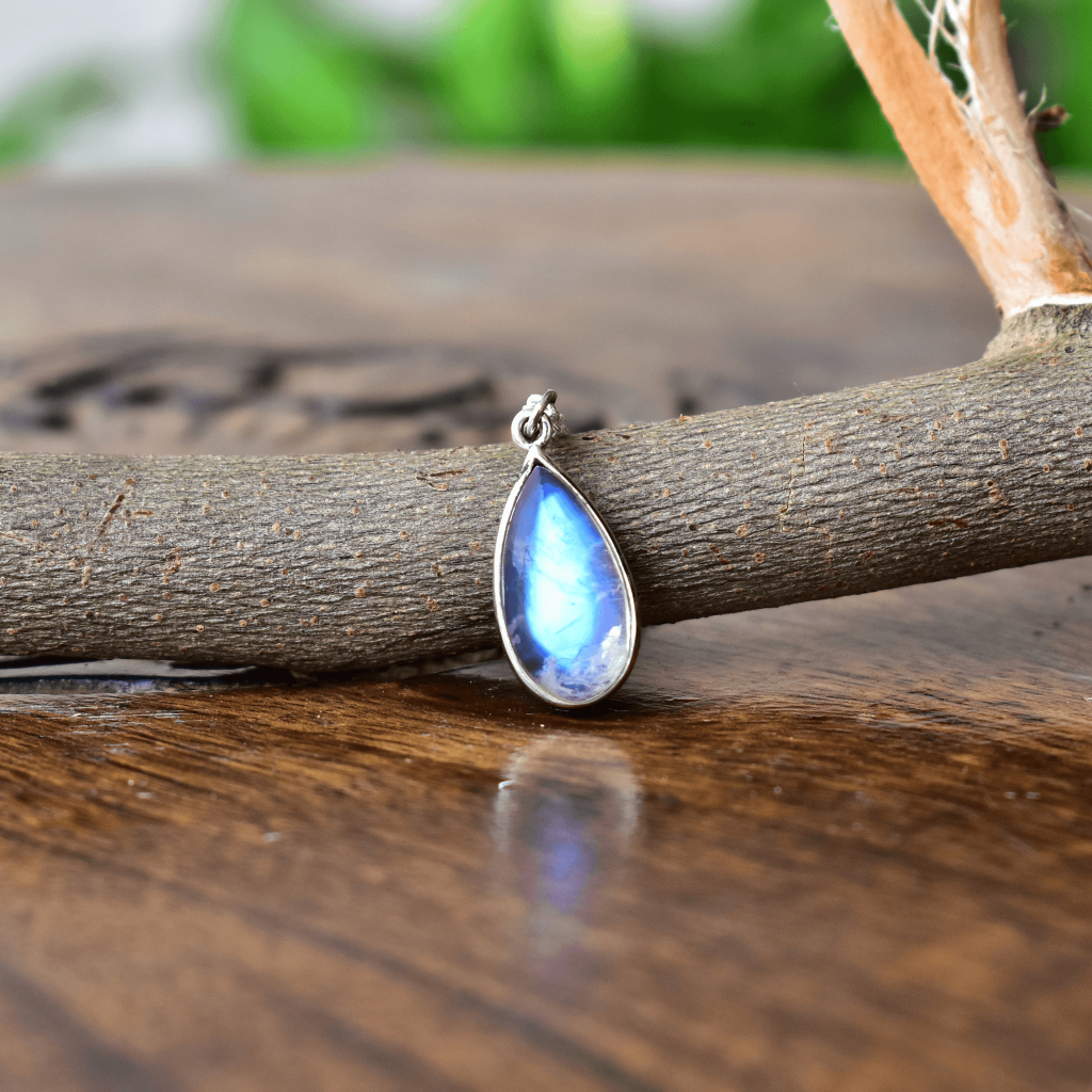 Teardrop Treasure - Moonstone Necklace -