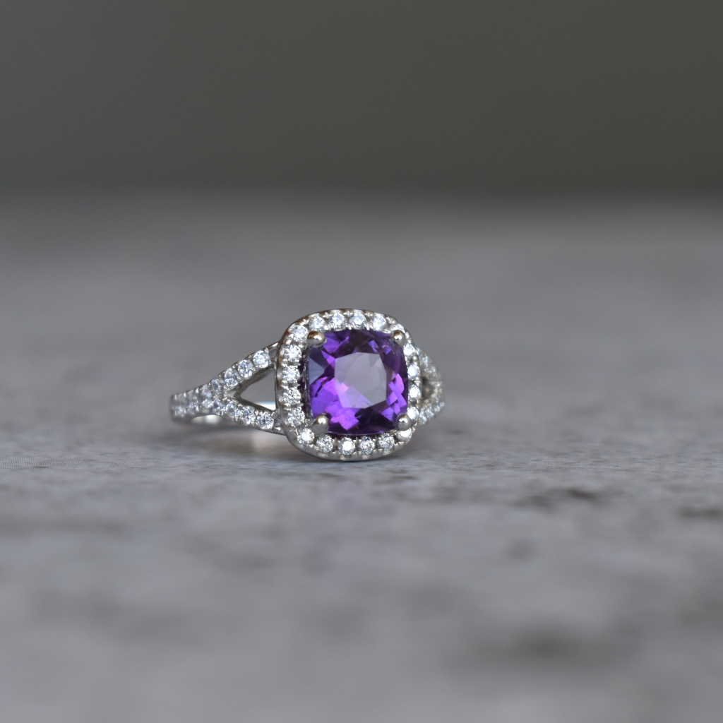 Timeless Cushion - Amethyst Ring -