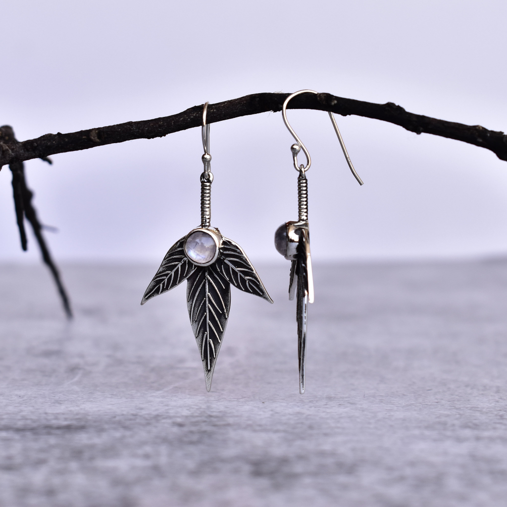 Trio Leafy - Moonstone Earrings -