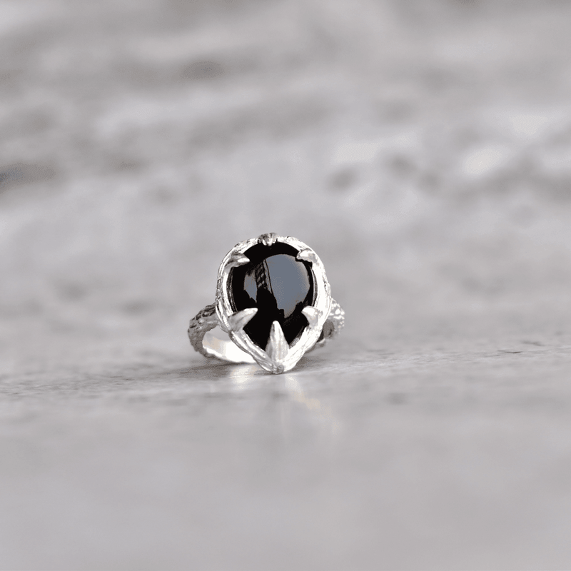 Twiggy Elegance - Black Onyx Ring